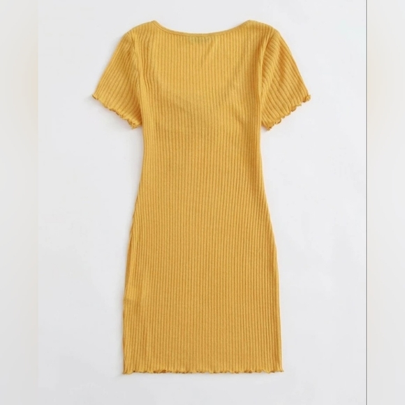 New Ruched Knot Front Lettuce Trim Rib-Knit Dress - Picture 2 of 4